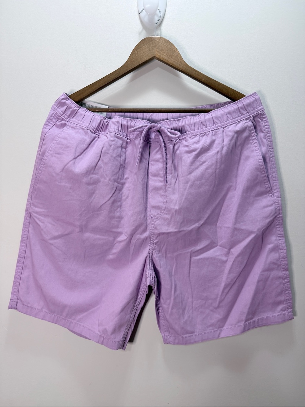 Brandnew H&M Men's Shorts in Lavender - Size Large 19”